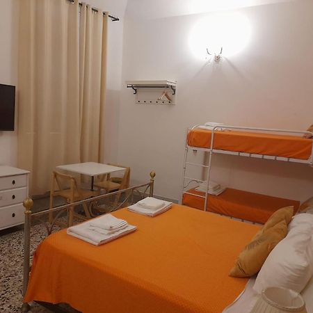 Casa Roma Affittacamere ภายนอก รูปภาพ