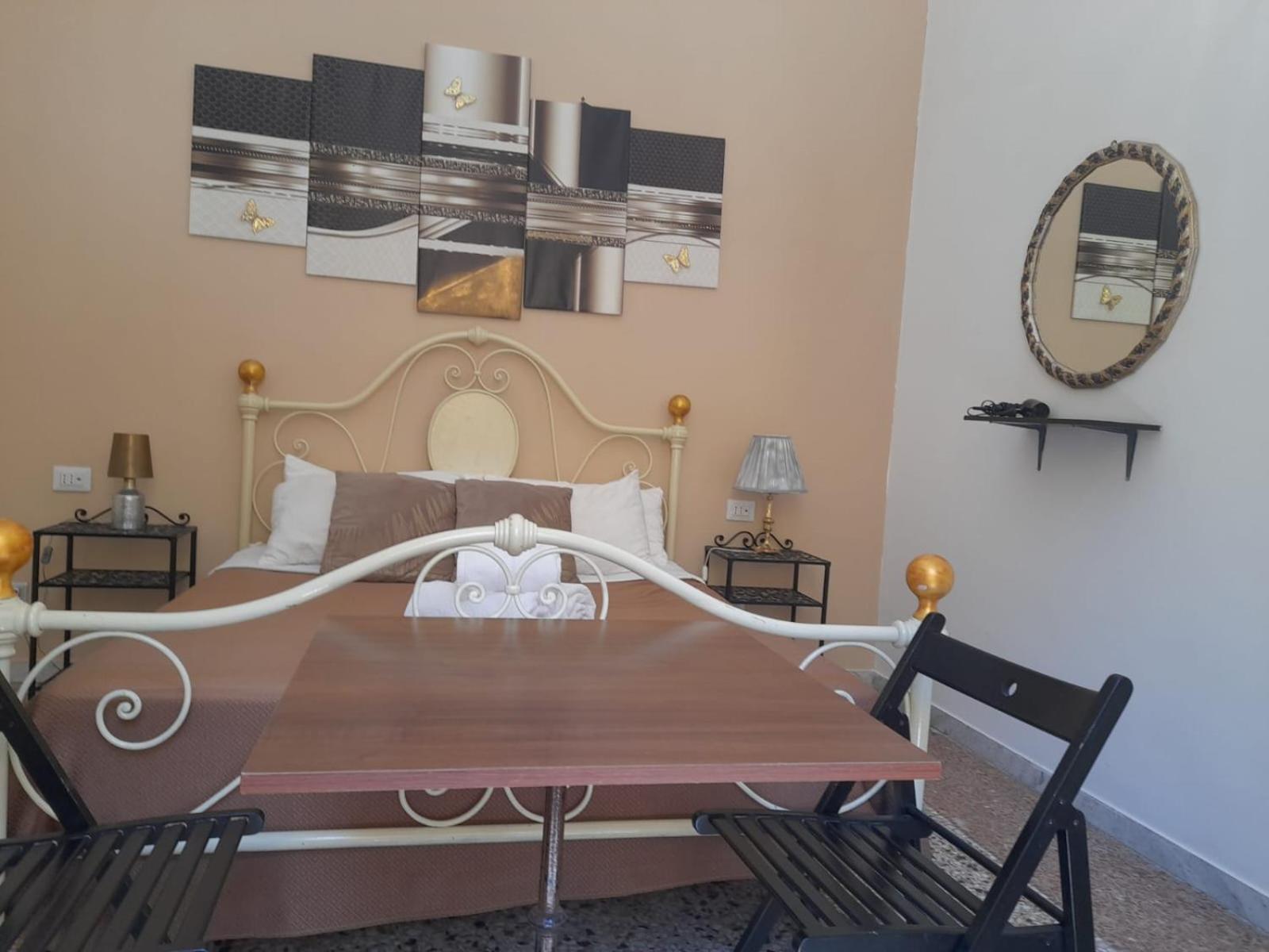 Casa Roma Affittacamere ภายนอก รูปภาพ